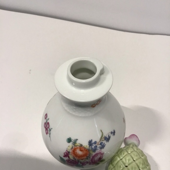 Vintage Bernardeu Limoges Sugar Shaker - Picture 9 of 11